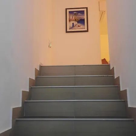 Bogi Stari Grad شقة