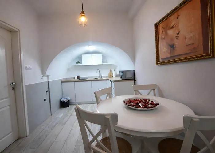 Bogi Stari Grad * Trebinje